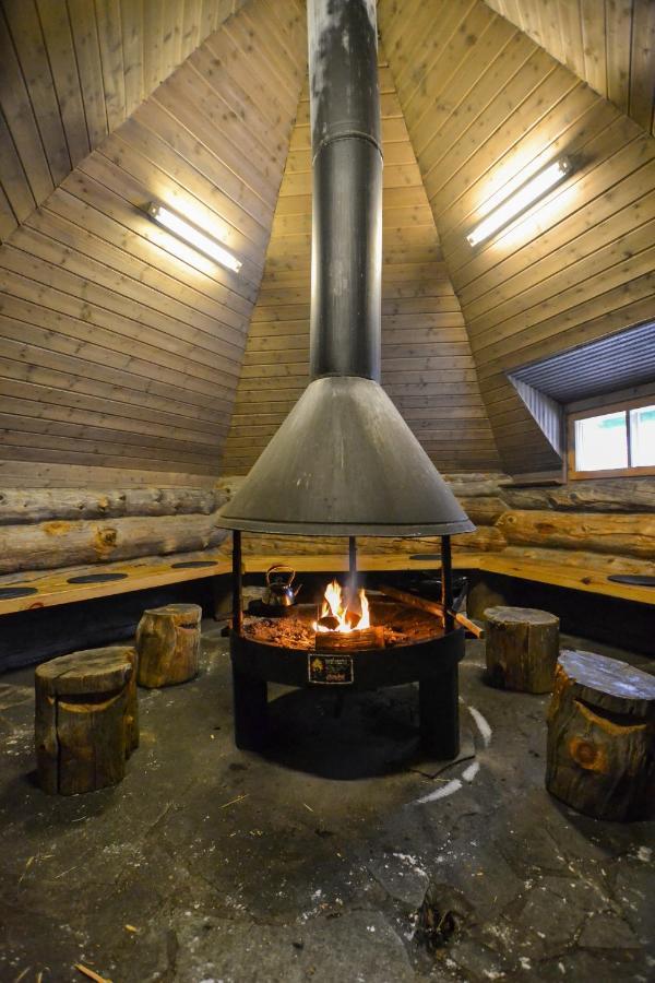Yllaeshilla Cottage Äkäslompolo Eksteriør billede